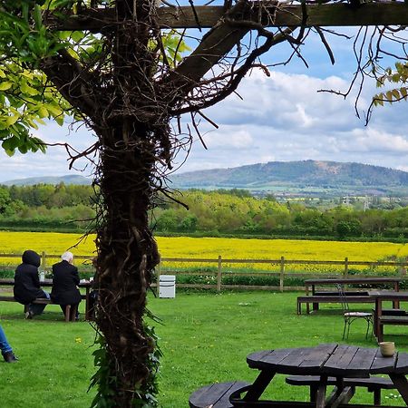Hotel The Haughmond Uffington  Exterior foto